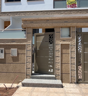 image de propriété - Demi villa duplex  avec piscine